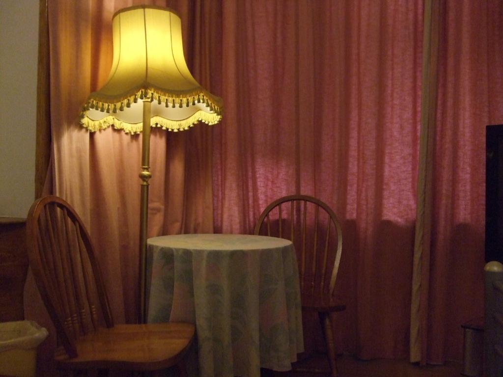 Swan Lake Guest House Единбург Стая снимка