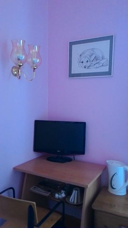 Swan Lake Guest House Единбург Екстериор снимка