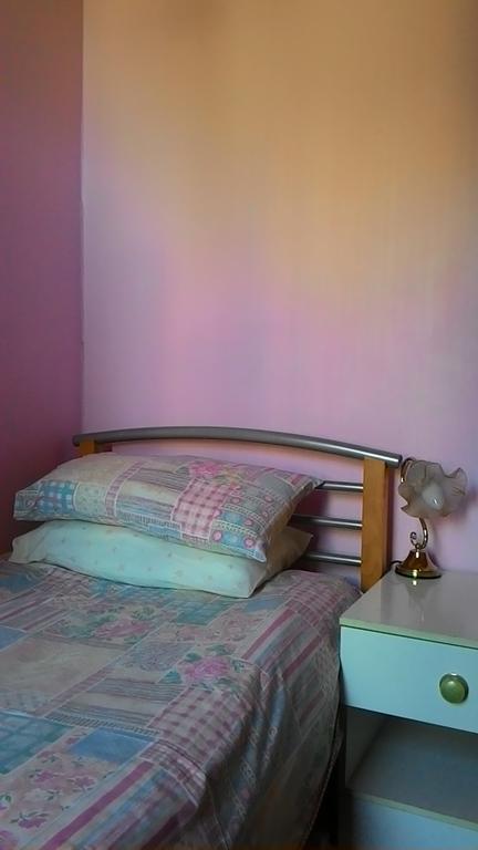 Swan Lake Guest House Единбург Екстериор снимка