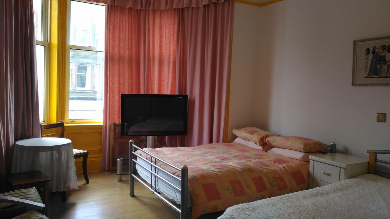 Swan Lake Guest House Единбург Екстериор снимка