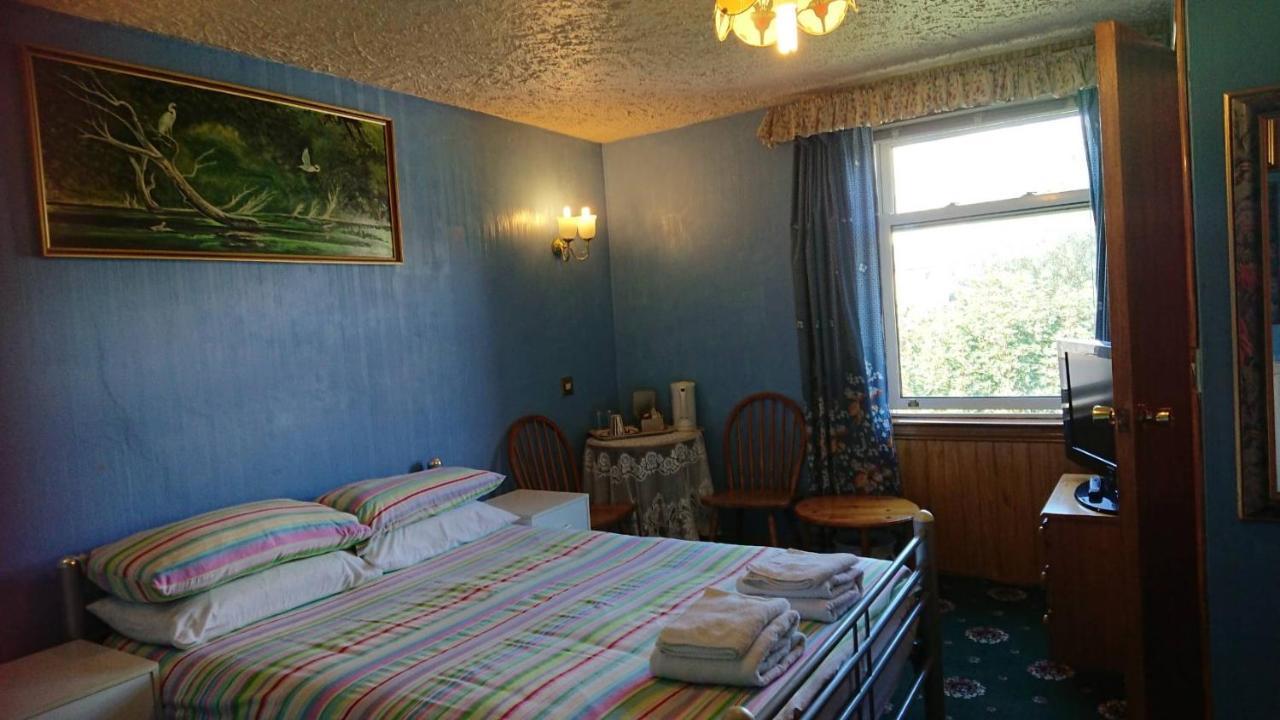 Swan Lake Guest House Единбург Екстериор снимка
